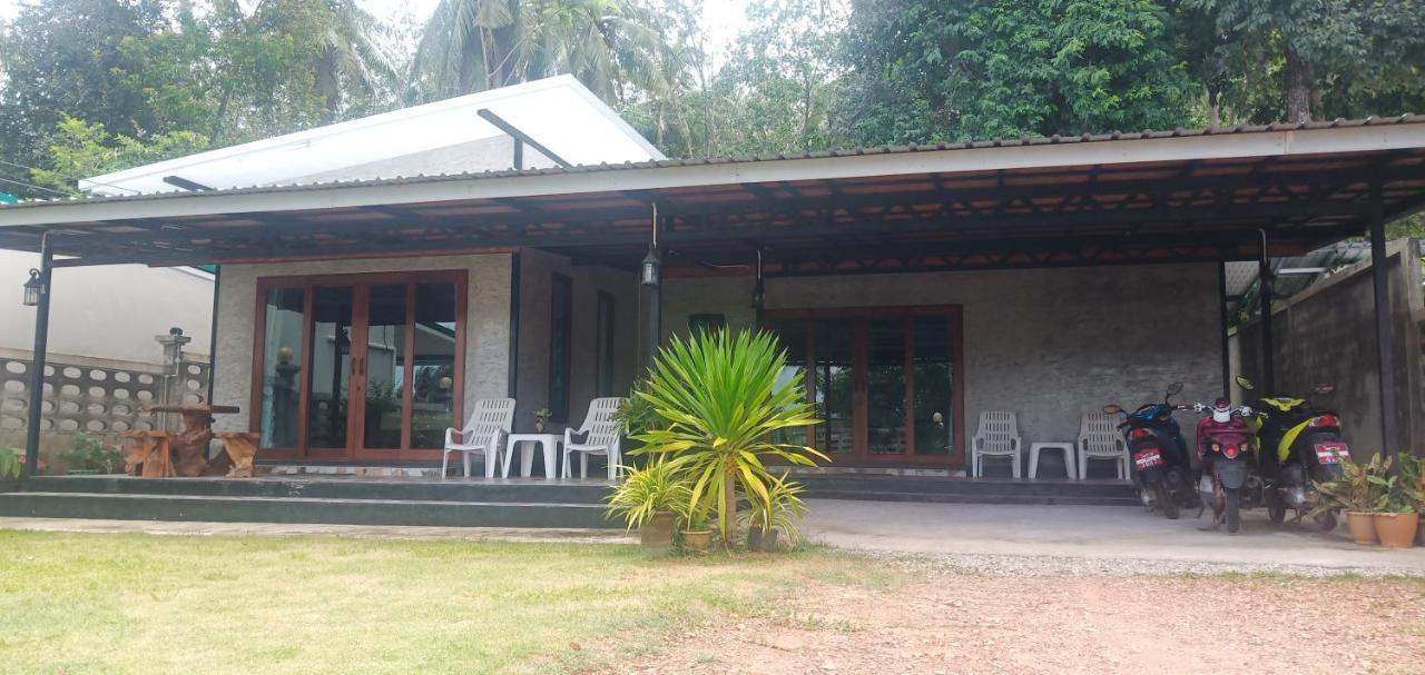 Kohjum Freedom Resort Ко Джам Екстериор снимка