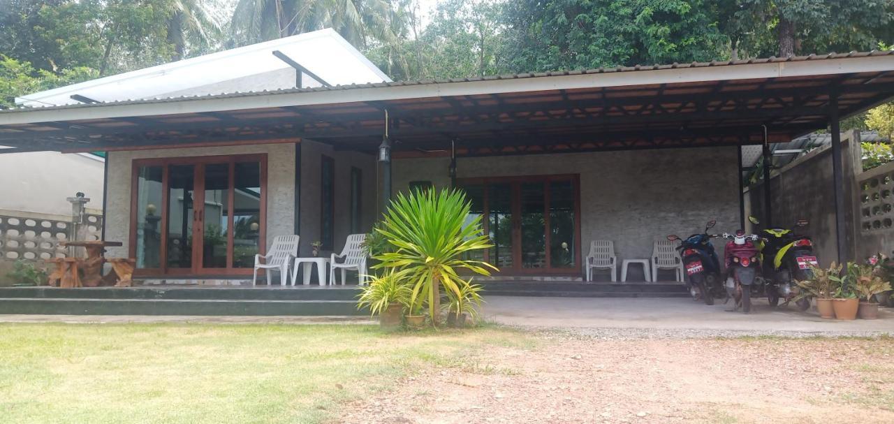 Kohjum Freedom Resort Ко Джам Екстериор снимка