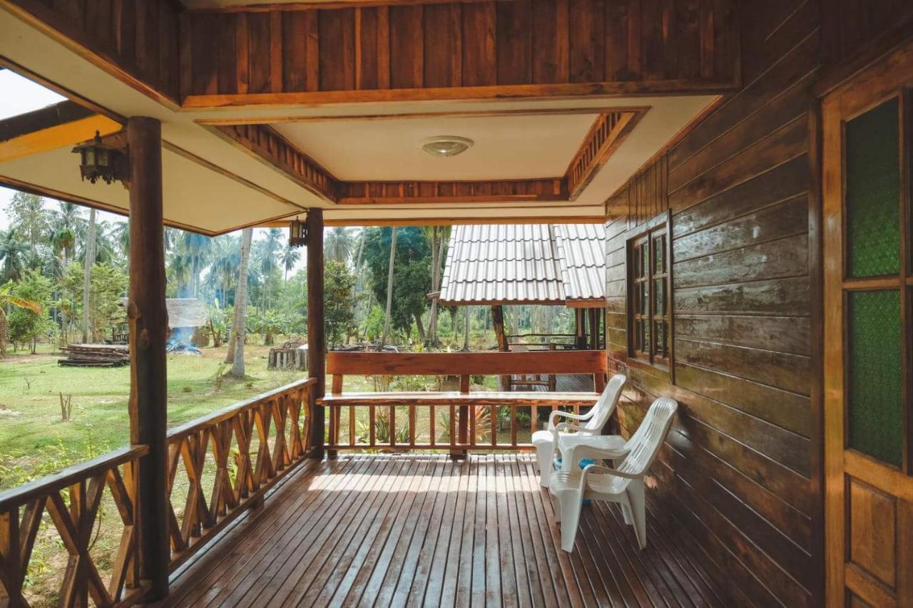 Kohjum Freedom Resort Ко Джам Екстериор снимка