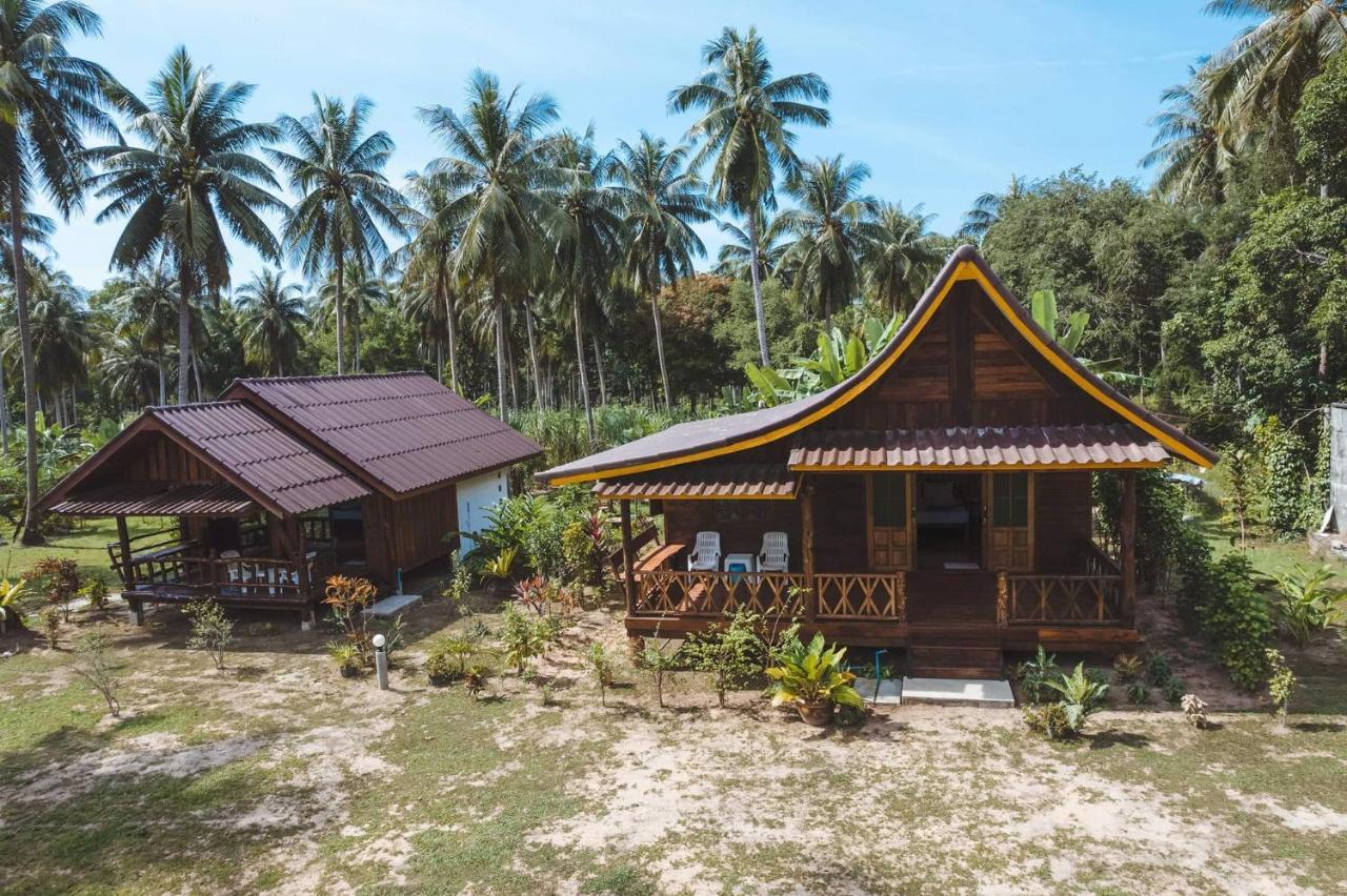 Kohjum Freedom Resort Ко Джам Екстериор снимка