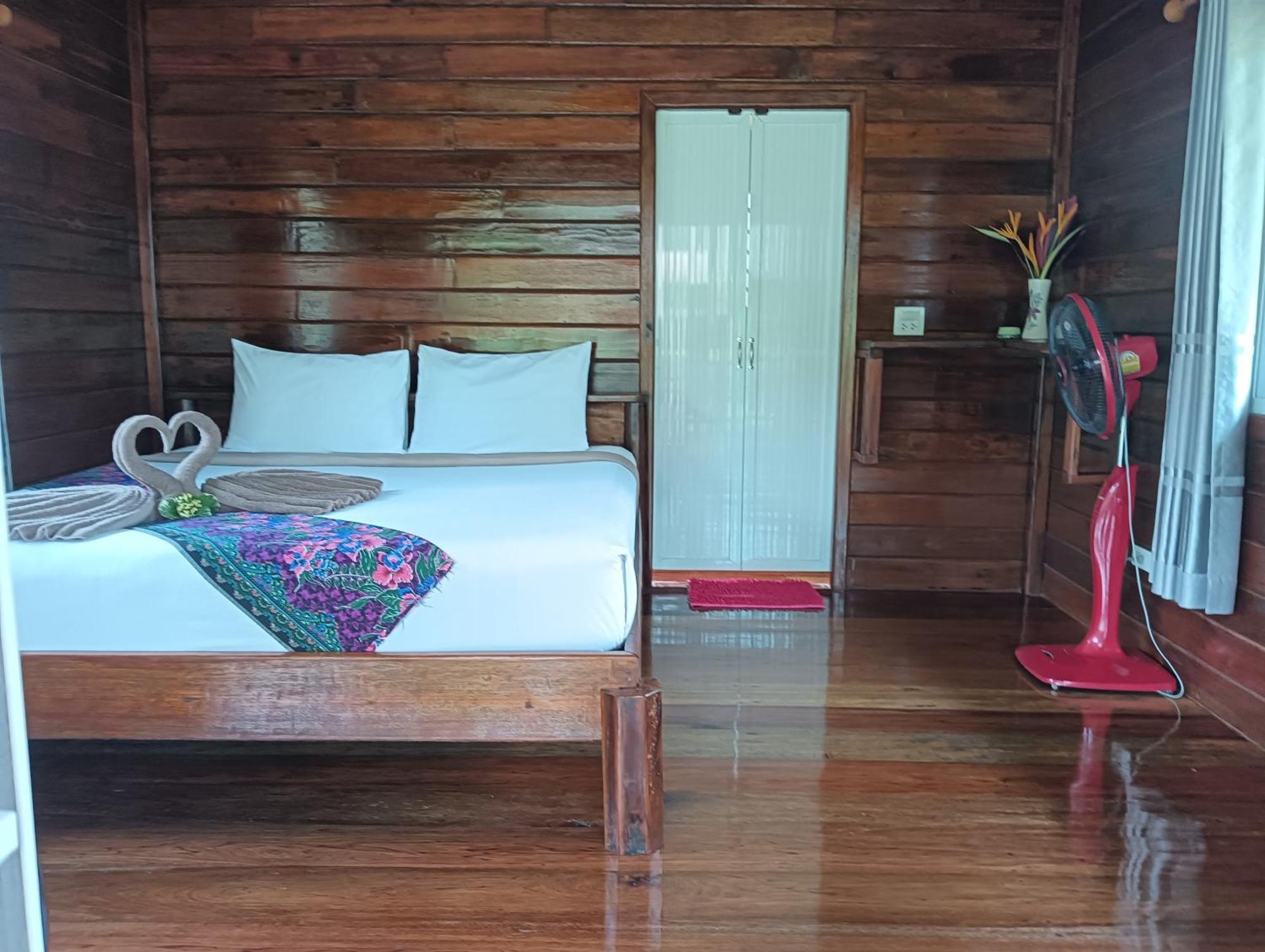Kohjum Freedom Resort Ко Джам Екстериор снимка