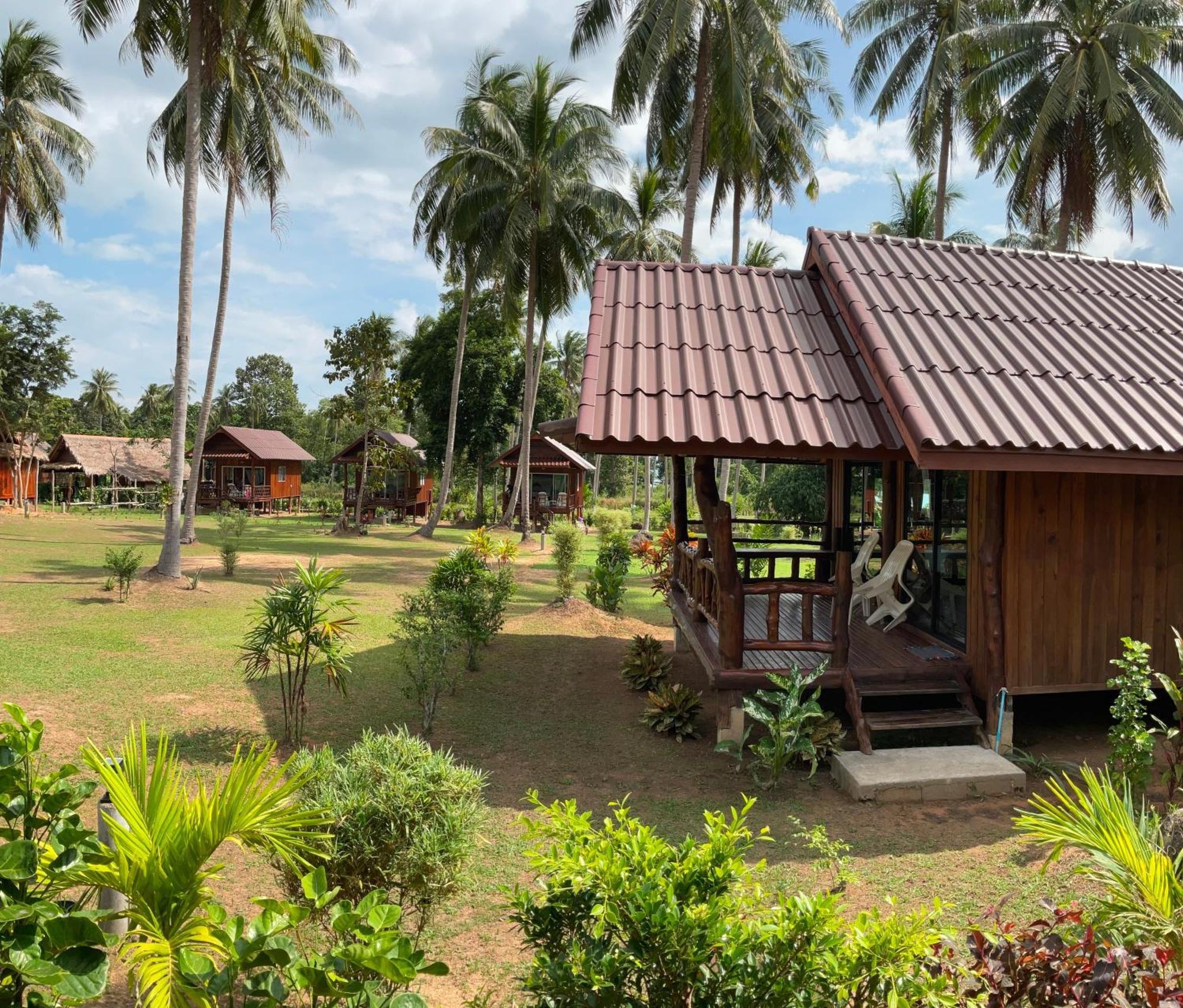 Kohjum Freedom Resort Ко Джам Екстериор снимка