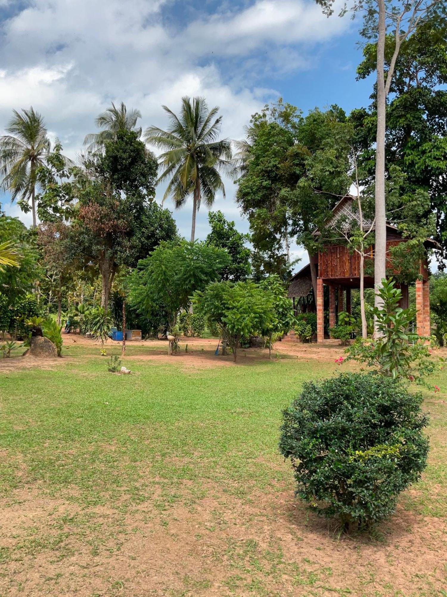 Kohjum Freedom Resort Ко Джам Екстериор снимка